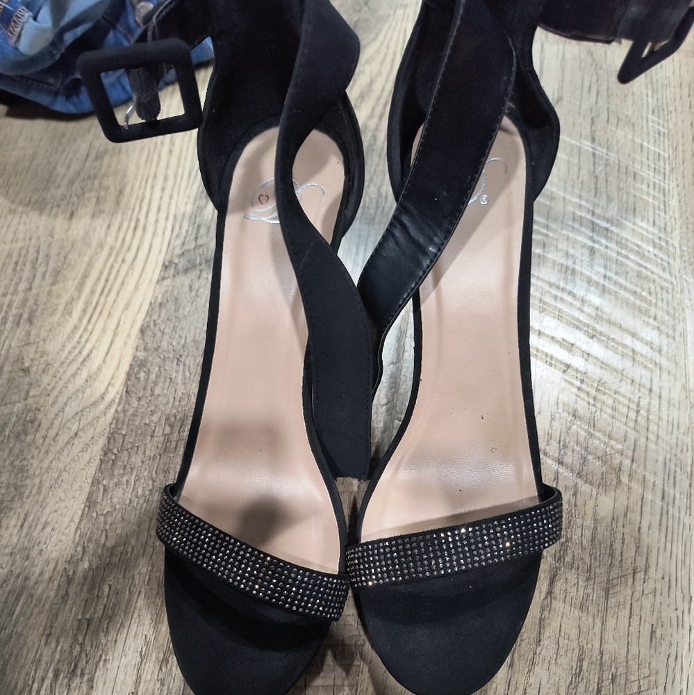 High heels diva brand they are size 10